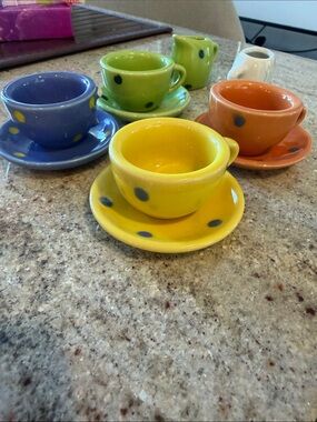 Kids porcelain tea set